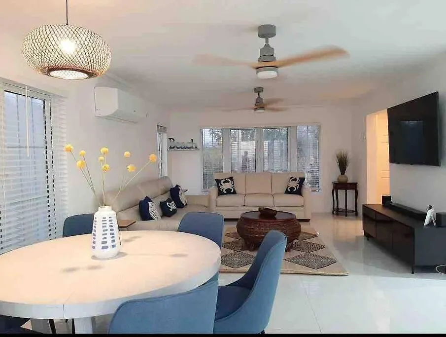 Ocean View Villa 内格里尔 公寓